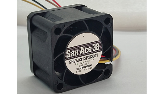 高密度1U服務(wù)器散熱為何越來(lái)越難？如何在有限空間內(nèi)實(shí)現(xiàn)風(fēng)量與靜壓的雙重突破？02